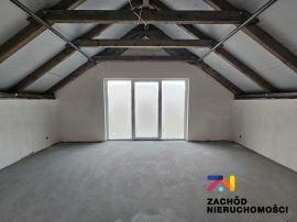 Dom w stanie deweloperskim w Ochli